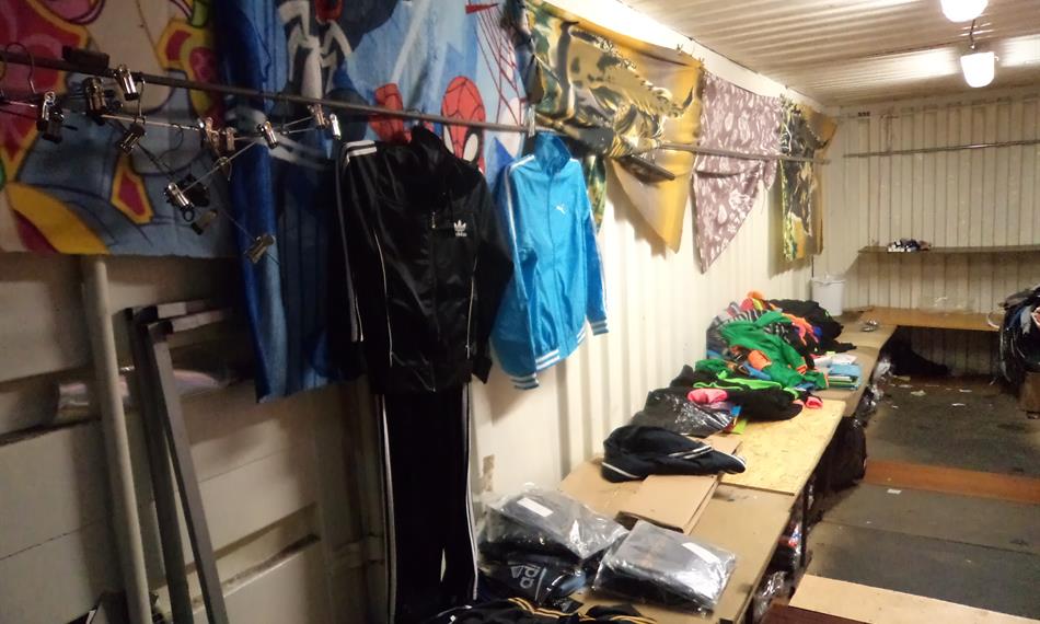 2013-9-3-1026Padělky Sapa.JPG